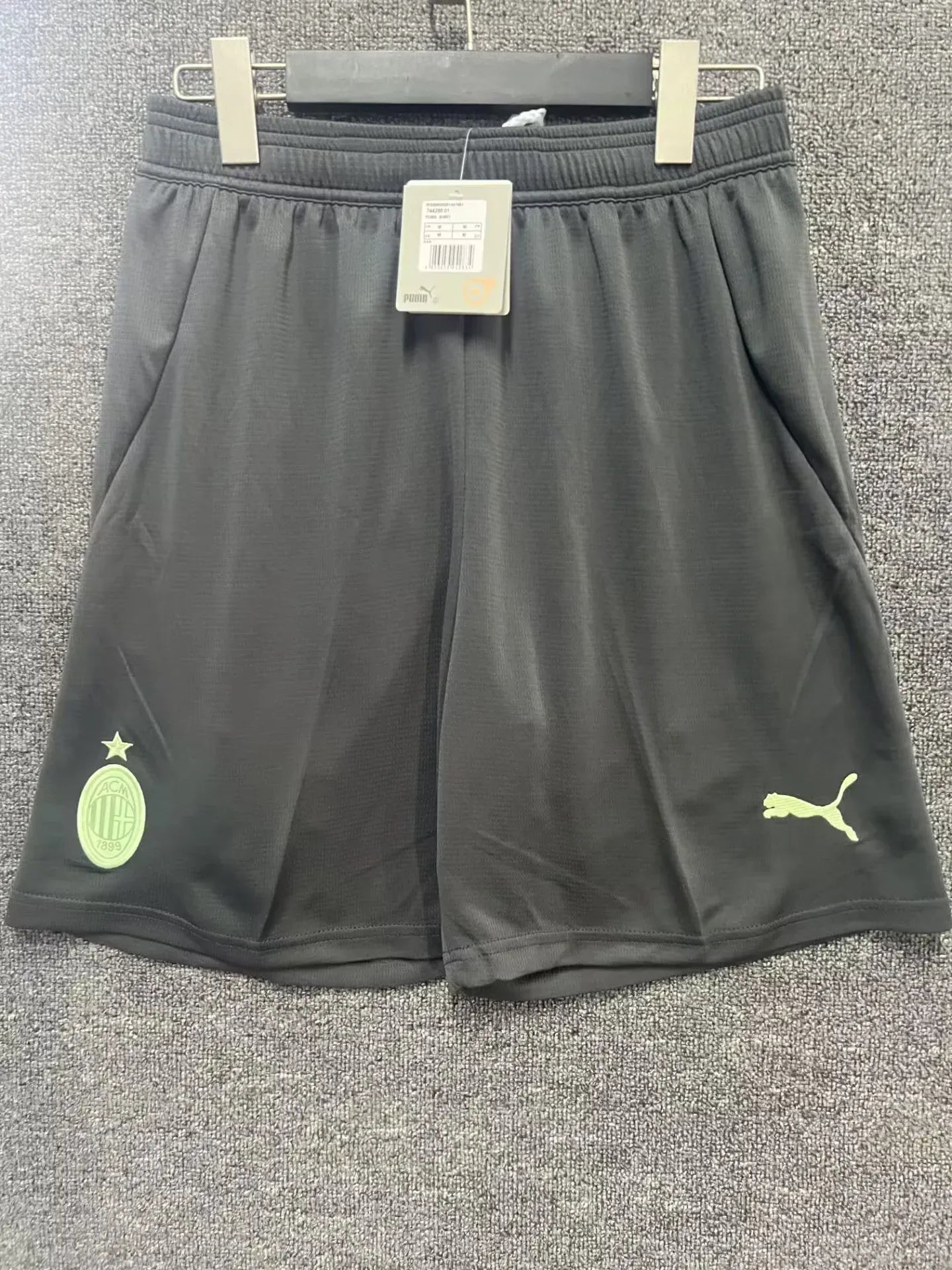 Calções Terceira AC Milan 2024/25