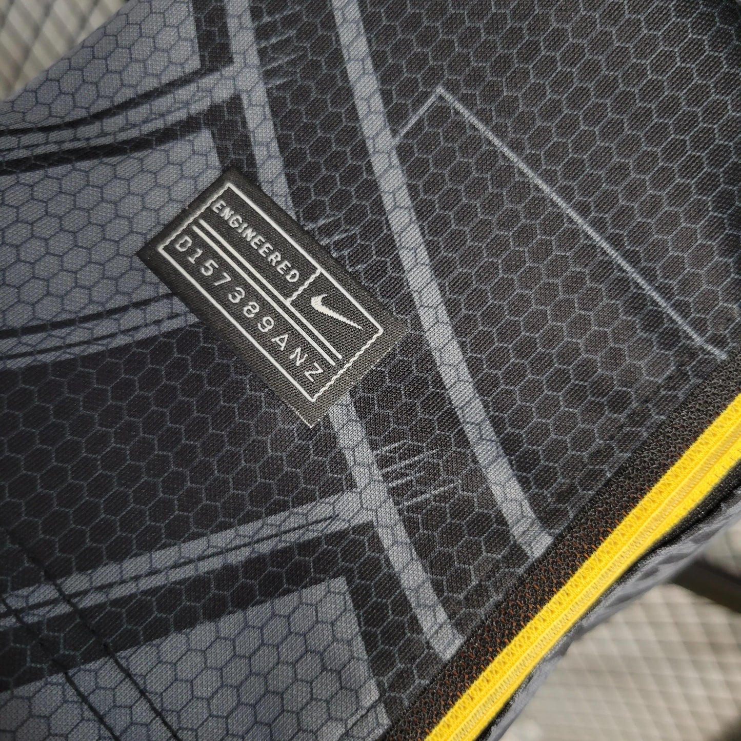 Camisola Barcelona Black Gold Special Edition 2023/24