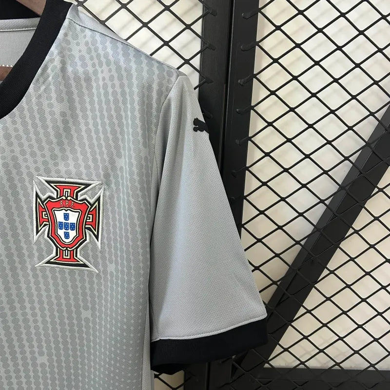 Camisola GK Cinza Portugal 2025