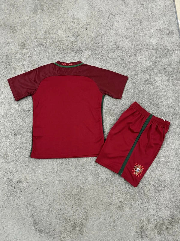 Kit Criança Principal Portugal 2016/14