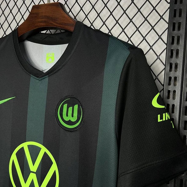 Camisola secundária Wolfsburg 2024/25