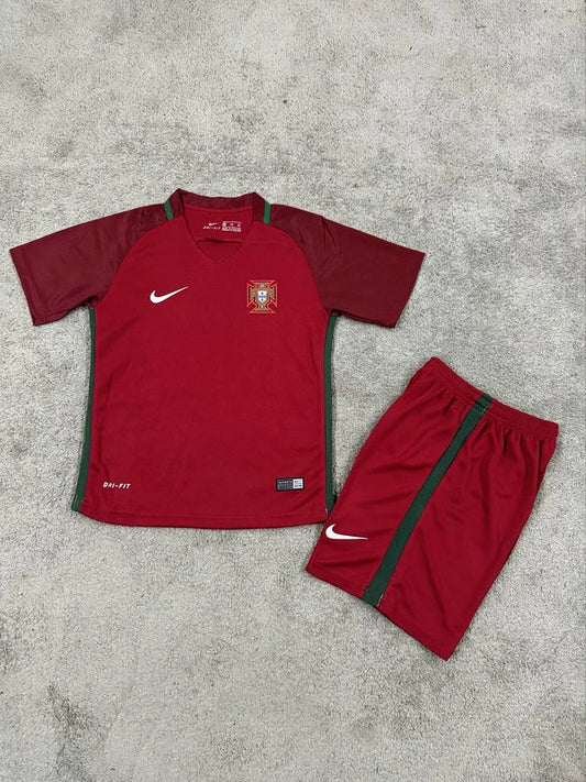 Kit Criança Principal Portugal 2016/14