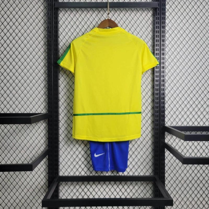 Kit Criança Principal Brasil 2002