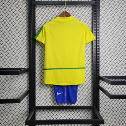 Kit Criança Principal Brasil 2002