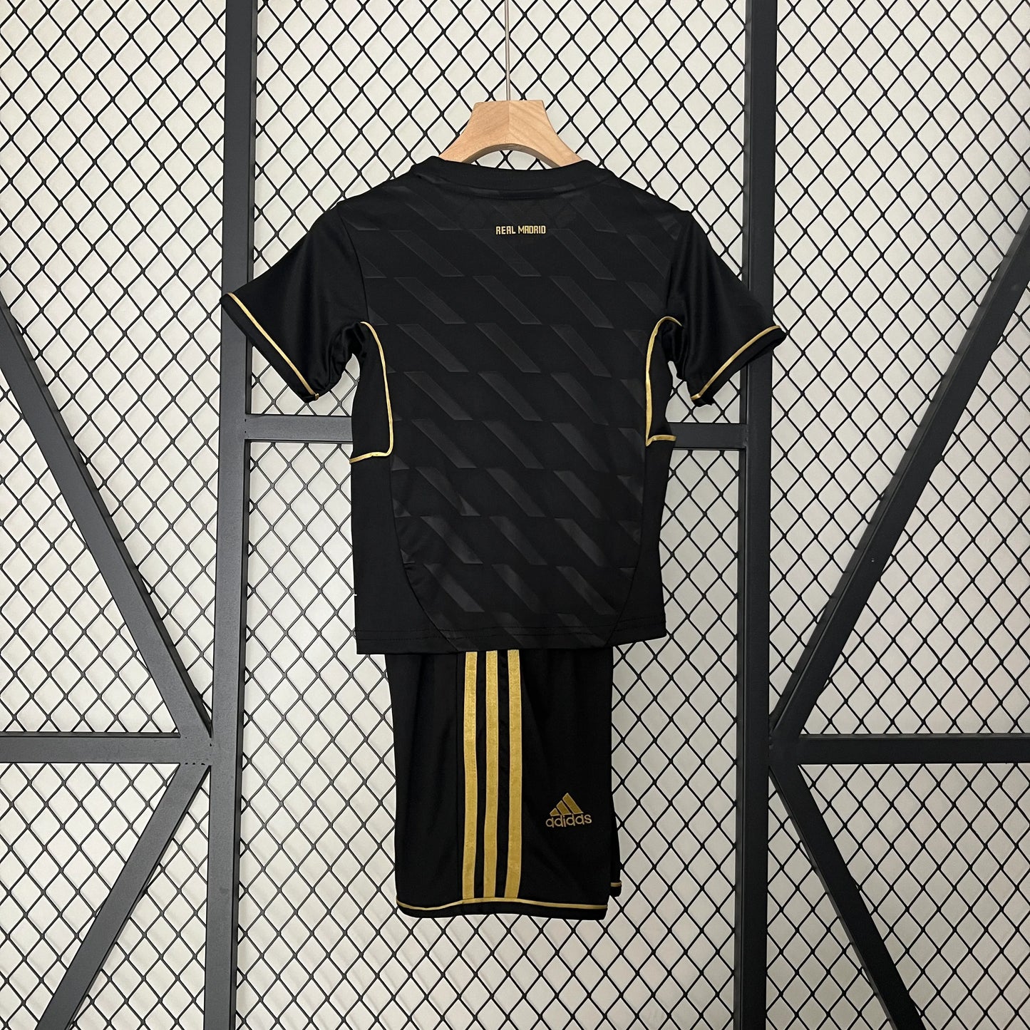 Kit Criança Secundária Real Madrid 2011/12