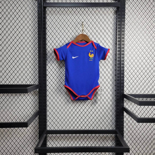 Bebé Principal França 2024/25